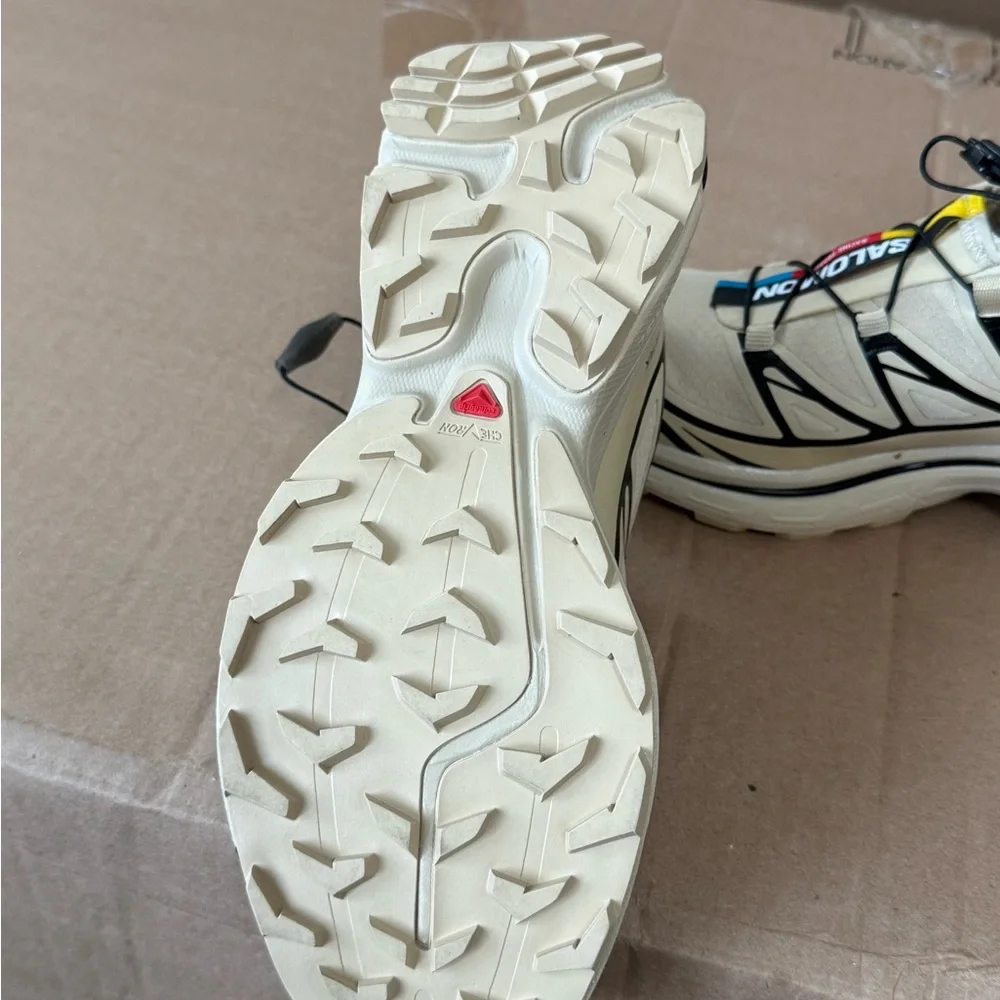 Salomon Men's Beige White Black Athletic Shoes with Yellow & Blue Accents